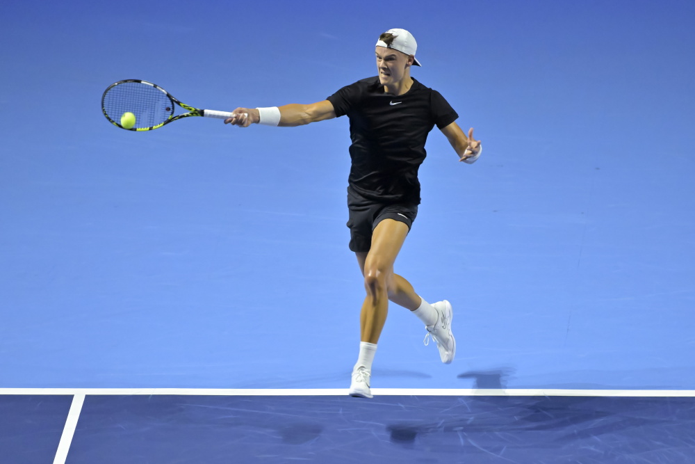 奠定了坚实 奠定了坚实