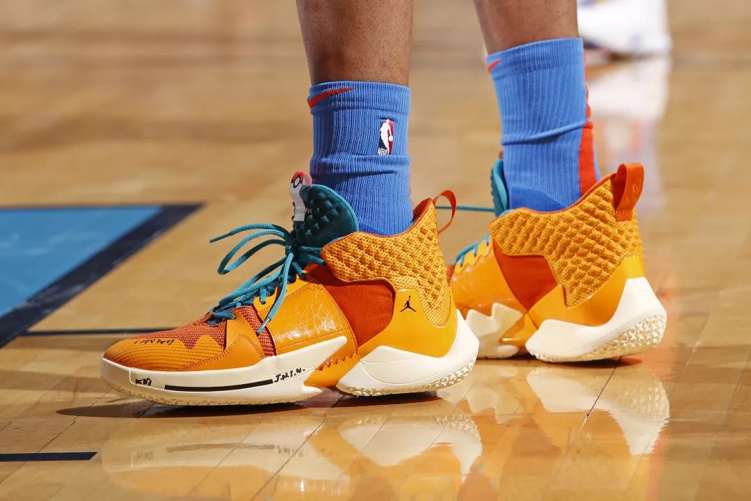 的估值则更 的估值则更