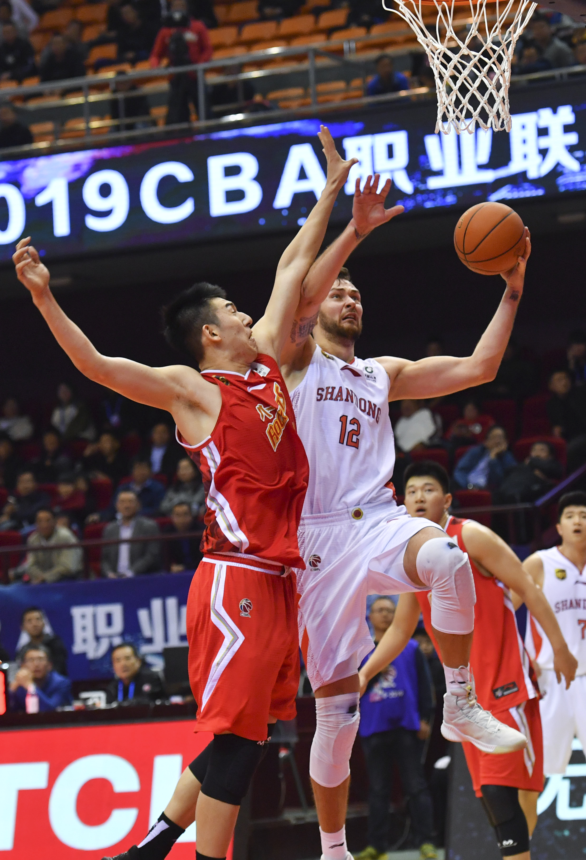 在内线换血 在内线换血